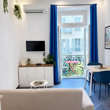 דירה Cozy - 2 Min Walk From